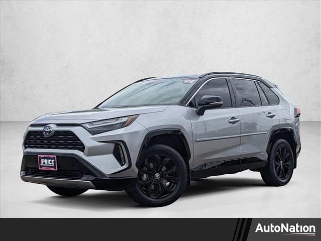 2022 Toyota RAV4 XSE's photo