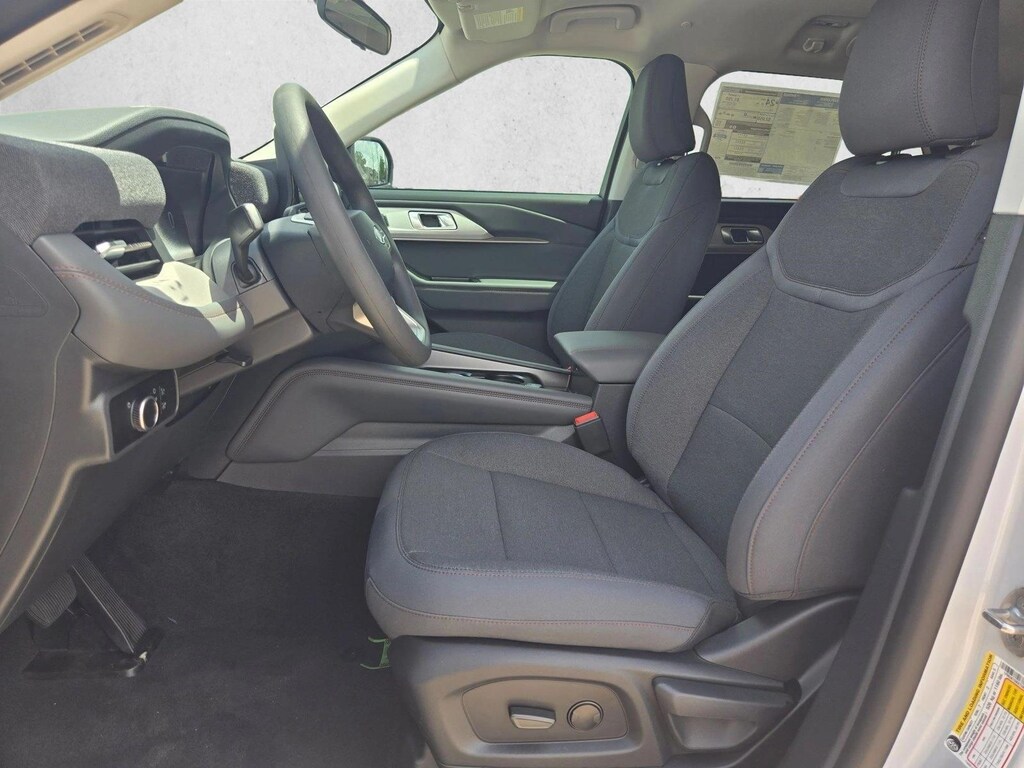 New 2026 Ford Explorer Active w/100A Pkg SUV