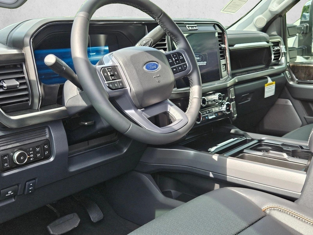 New 2026 Ford F-250 LARIAT Truck Crew Cab