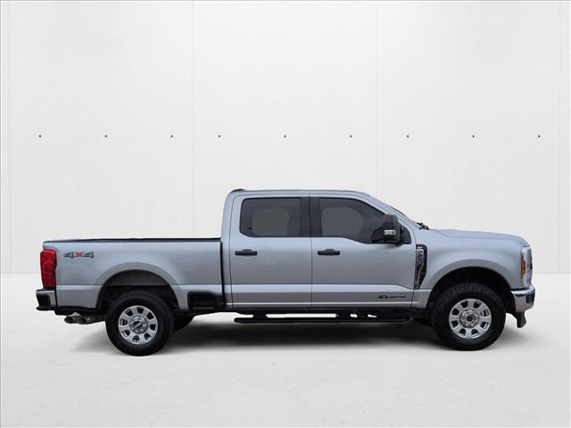 2024 Ford F-250 XLT photo 4