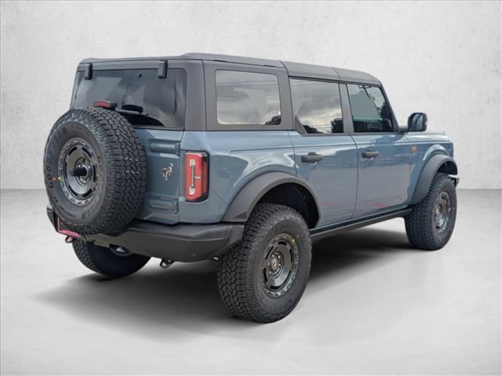 New 2025 Ford Bronco Badlands SUV