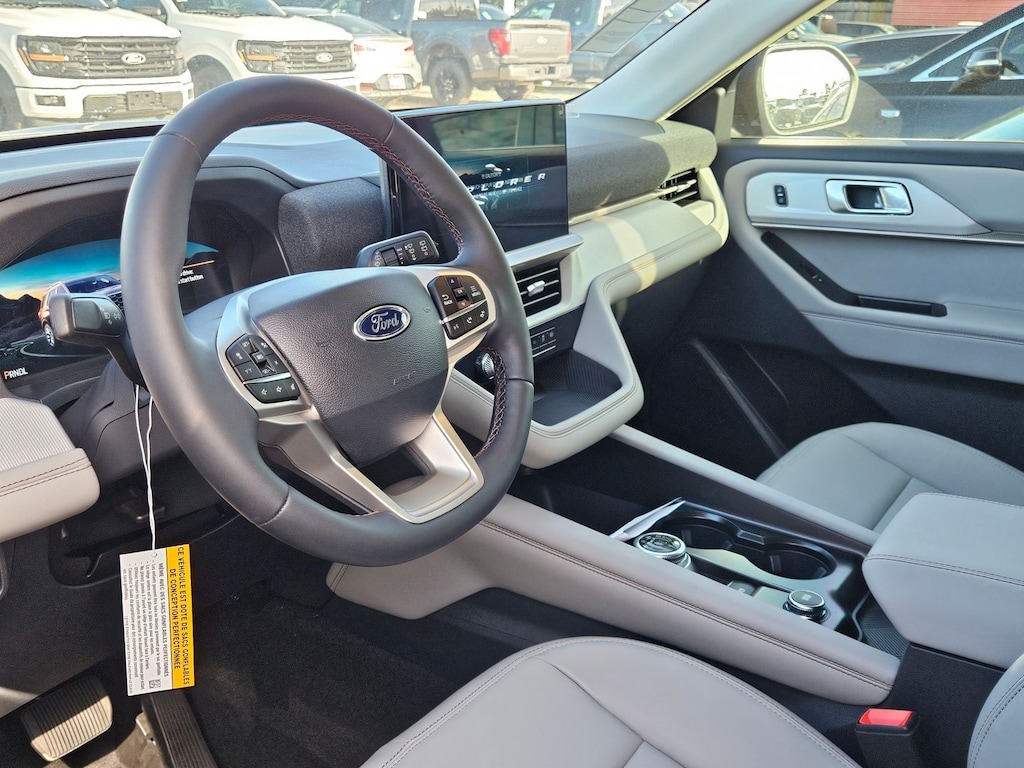 New 2026 Ford Explorer Active w/200A Pkg SUV