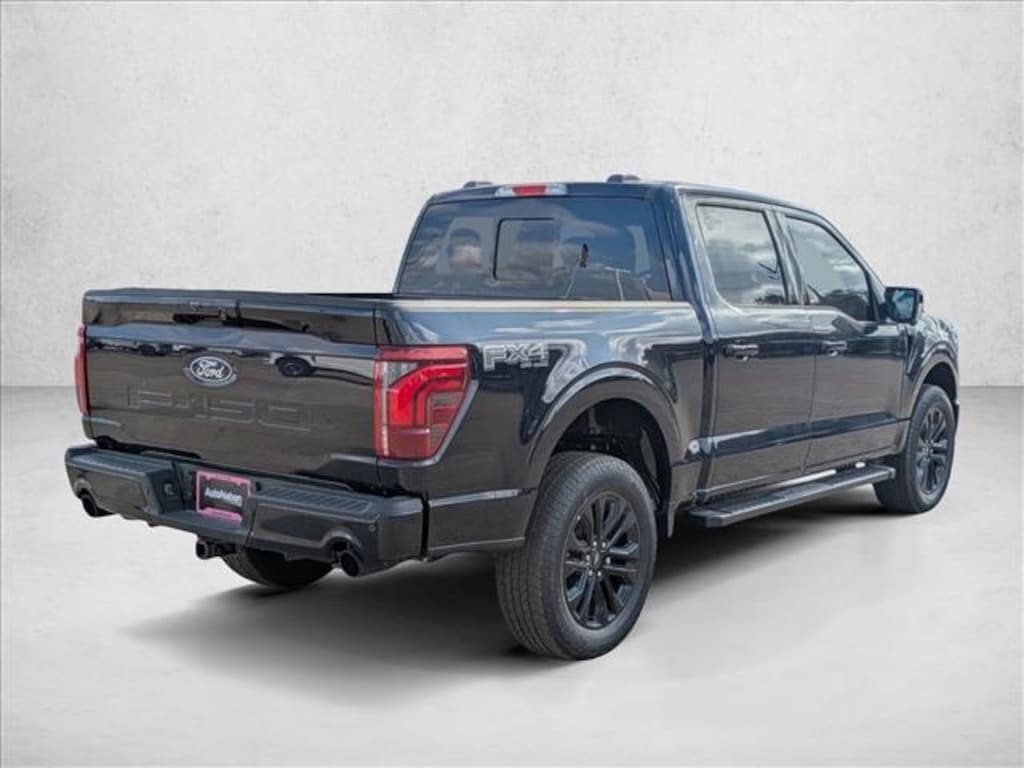 New 2025 Ford F-150 LARIAT Truck SuperCrew Cab