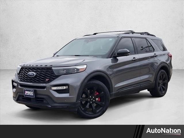 2021 Ford Explorer ST's photo