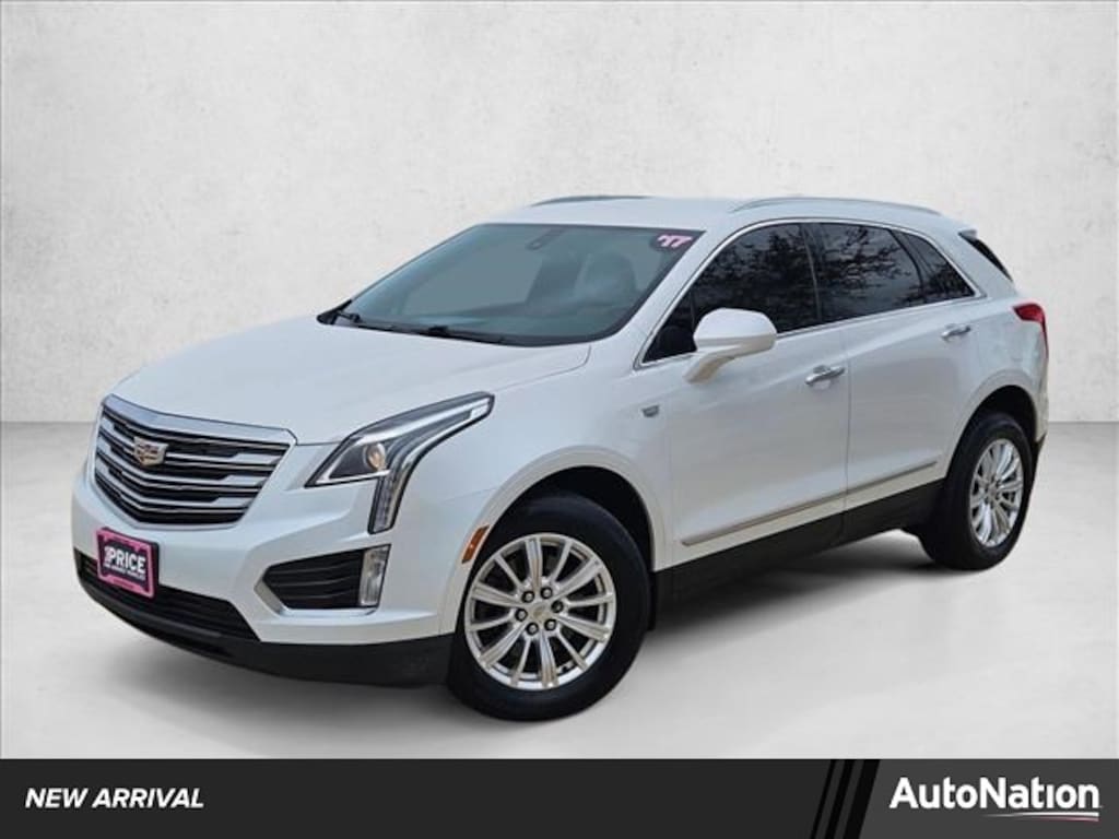 Used 2017 CADILLAC XT5 FWD SUV