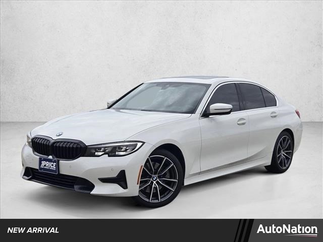 2020 BMW 3 Series 330's photo