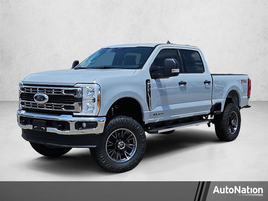 New 2026 Ford F-250 XLT Truck Crew Cab