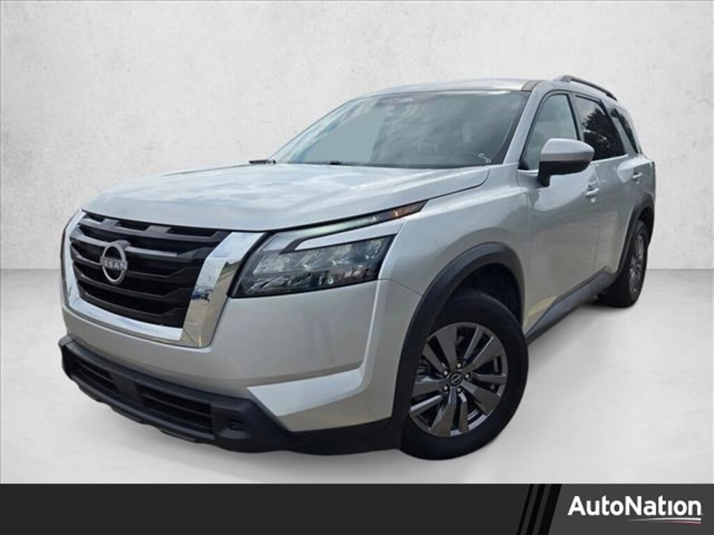 Used 2025 Nissan Pathfinder SV SUV