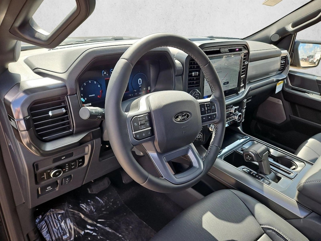 New 2026 Ford F-150 LARIAT Truck SuperCrew Cab
