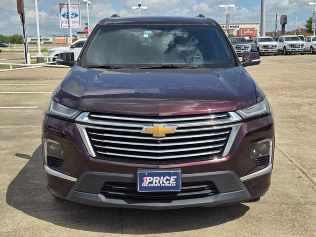 Used 2023 Chevrolet Traverse Premier SUV