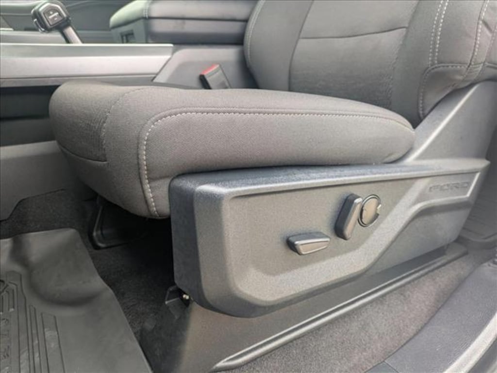 New 2025 Ford F-150 XLT Truck SuperCrew Cab