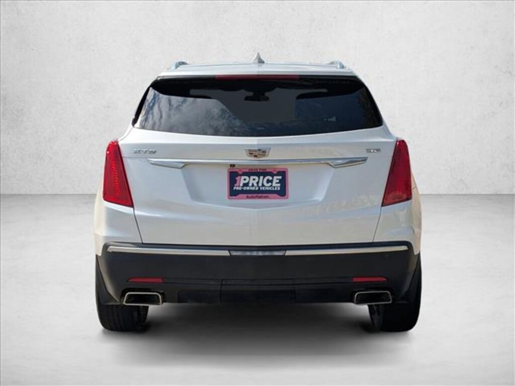 Used 2017 CADILLAC XT5 Luxury FWD SUV