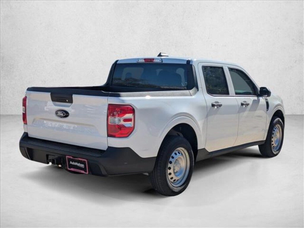 New 2025 Ford Maverick XL Truck SuperCrew