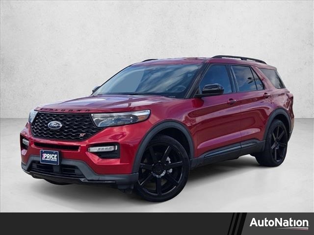 2022 Ford Explorer ST's photo