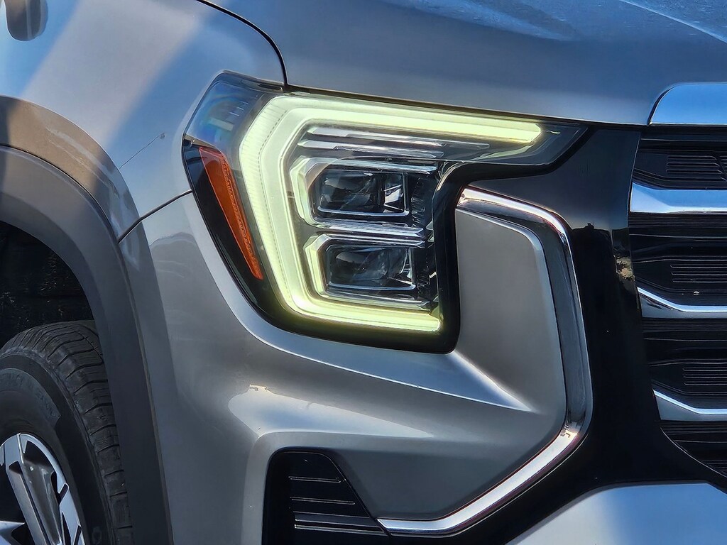 Used 2025 GMC Terrain AWD Elevation SUV