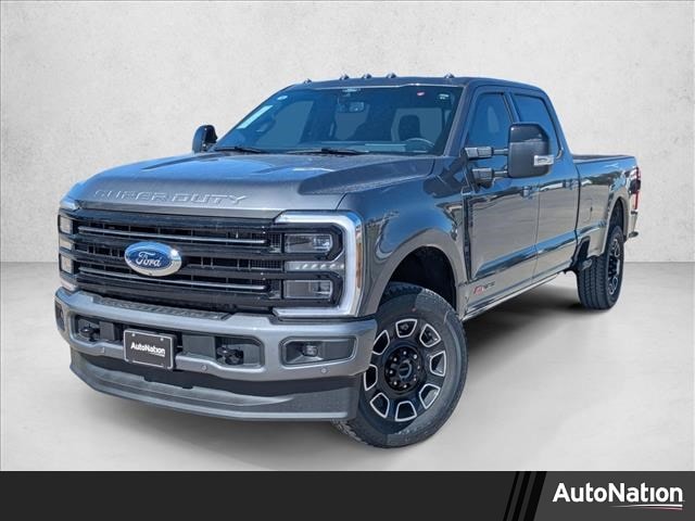 2026 Ford F-350 Super Duty Platinum's photo