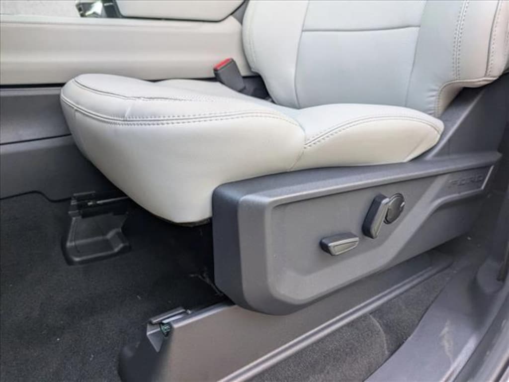 New 2025 Ford Expedition Platinum SUV