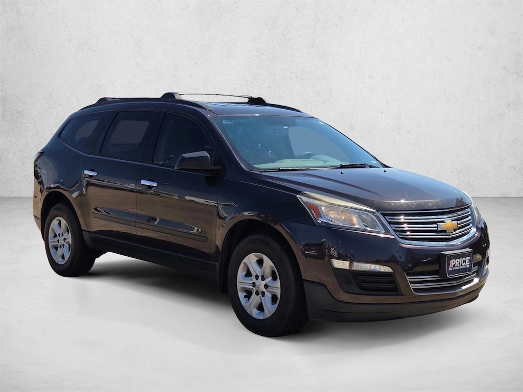 Used 2017 Chevrolet Traverse LS SUV