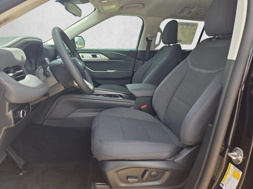 New 2026 Ford Explorer Active w/200A Pkg SUV