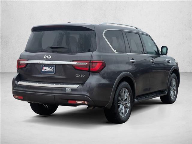 2022 Infiniti QX80 Luxe photo 4