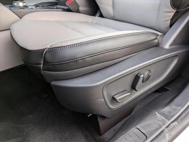 2025 Ford Escape photo 4