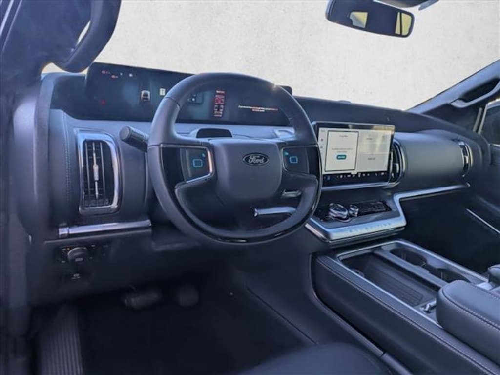 New 2025 Ford Expedition Platinum SUV