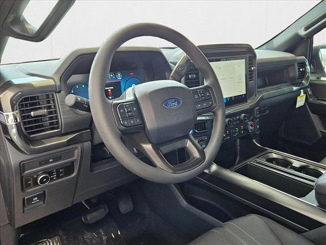 2025 Ford F-150 STX photo 3