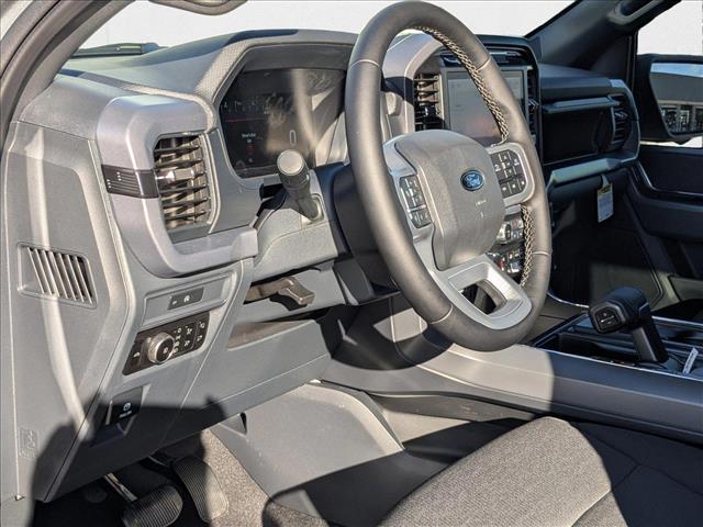 2025 Ford F-150 XLT photo 3