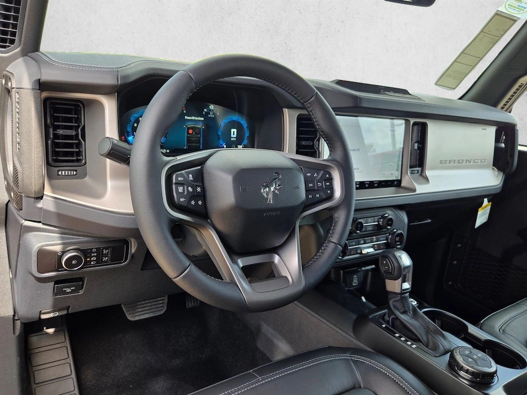 New 2026 Ford Bronco Outer Banks SUV