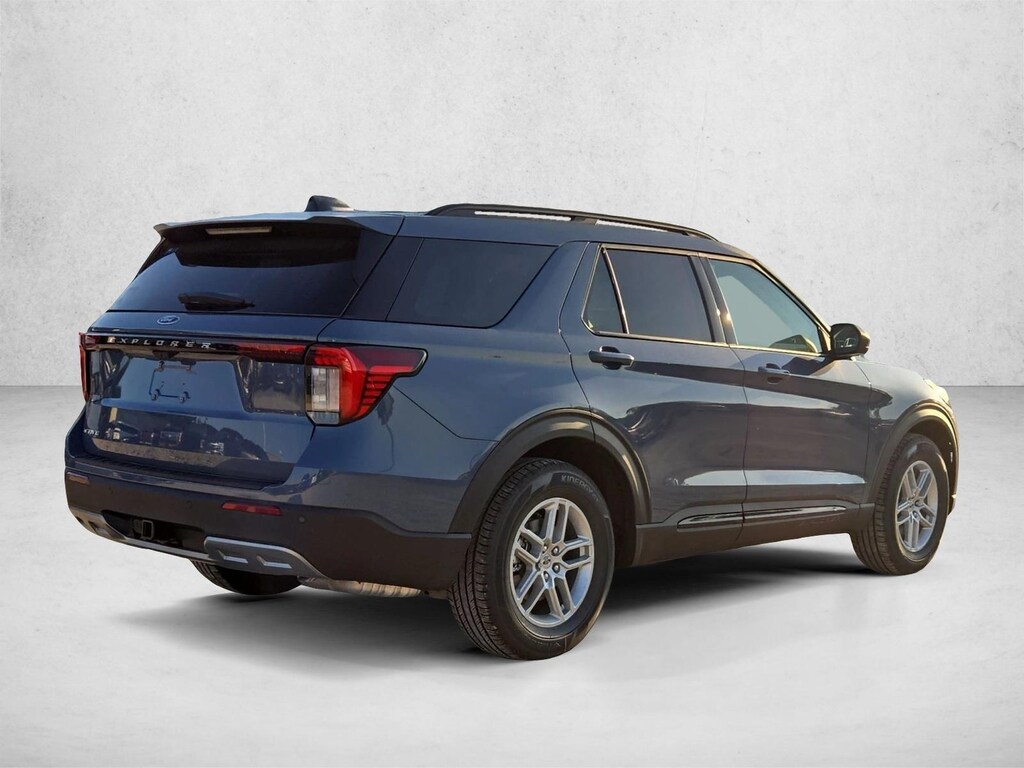 New 2026 Ford Explorer Active w/200A Pkg SUV