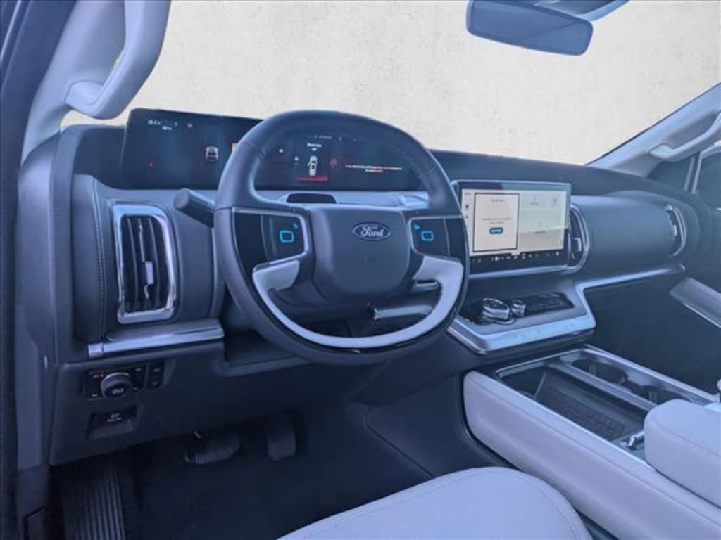 New 2025 Ford Expedition Platinum SUV