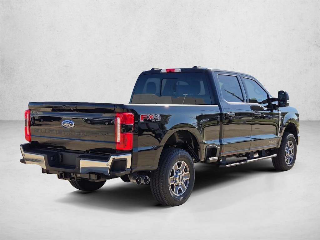 New 2026 Ford F-250 LARIAT Truck Crew Cab