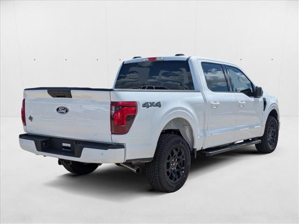 New 2025 Ford F-150 XLT Truck SuperCrew Cab