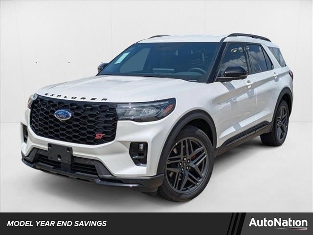 2025 Ford Explorer ST's photo