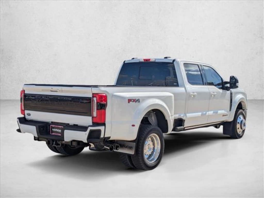 New 2026 Ford F-450 Platinum Truck Crew Cab