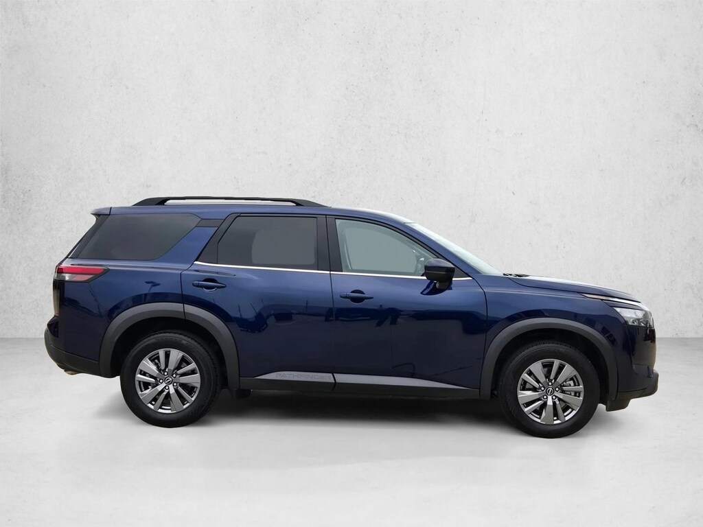 Used 2025 Nissan Pathfinder SV SUV