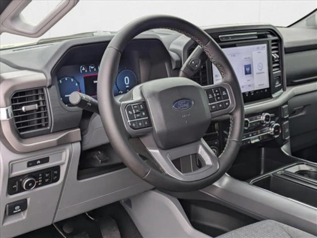 New 2025 Ford F-150 XLT Truck SuperCrew Cab
