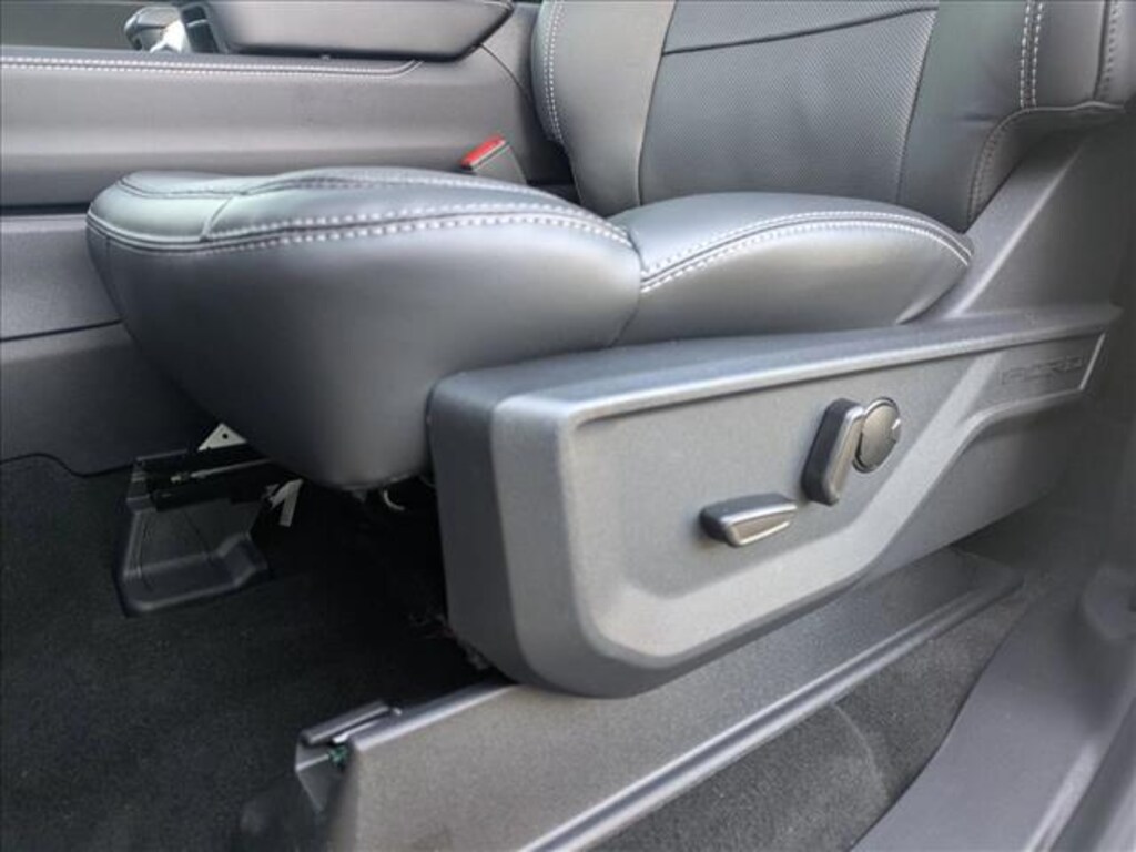 New 2025 Ford Expedition Max Platinum SUV