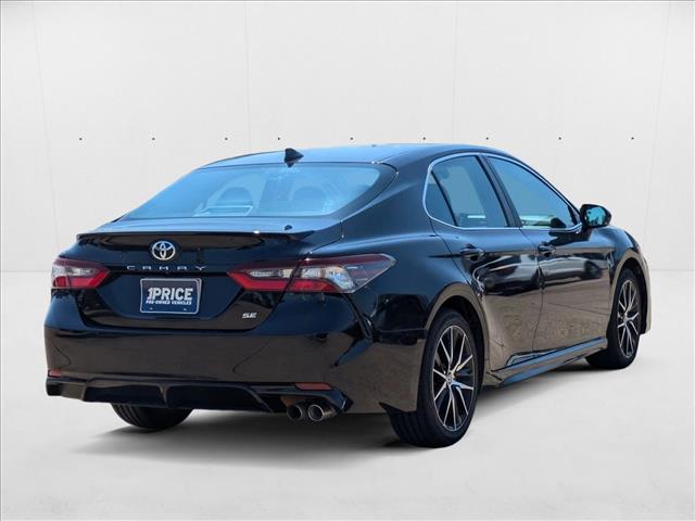 2023 Toyota Camry SE photo 3