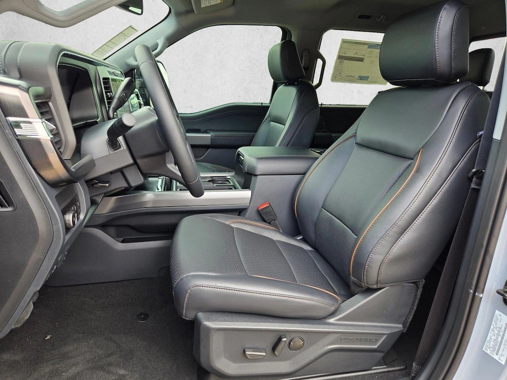 New 2026 Ford F-250 LARIAT Truck Crew Cab