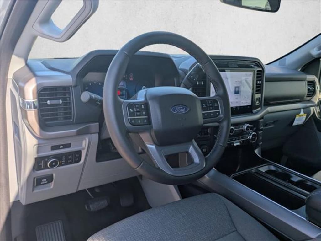 New 2025 Ford F-150 XLT Truck SuperCrew Cab