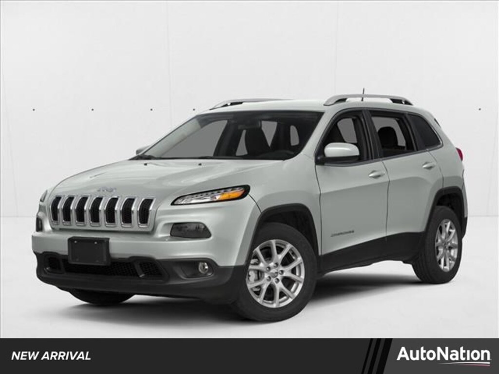 Used 2018 Jeep Cherokee Latitude SUV