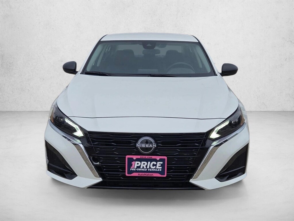 Used 2025 Nissan Altima SV Sedan