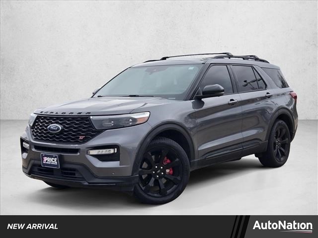 2021 Ford Explorer ST's photo