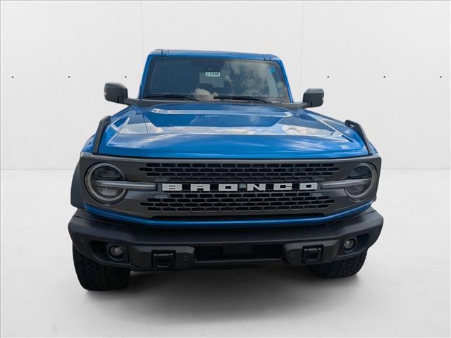 2025 Ford Bronco Badlands photo 2