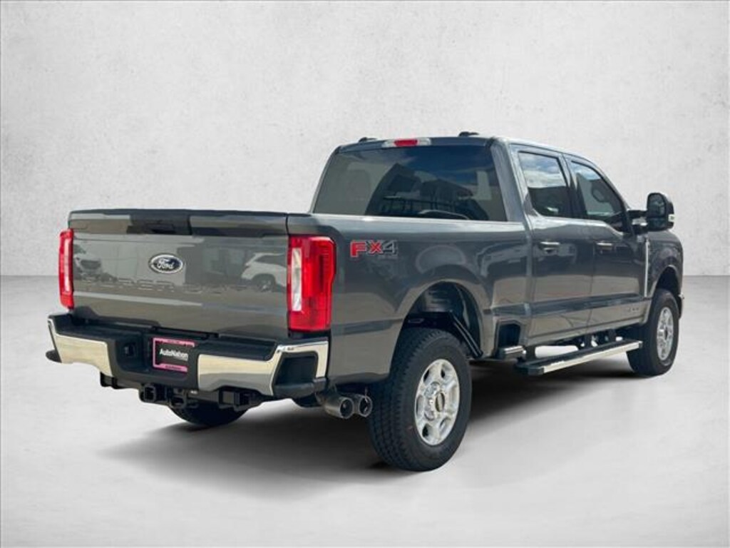 New 2026 Ford F-250 XLT Truck Crew Cab