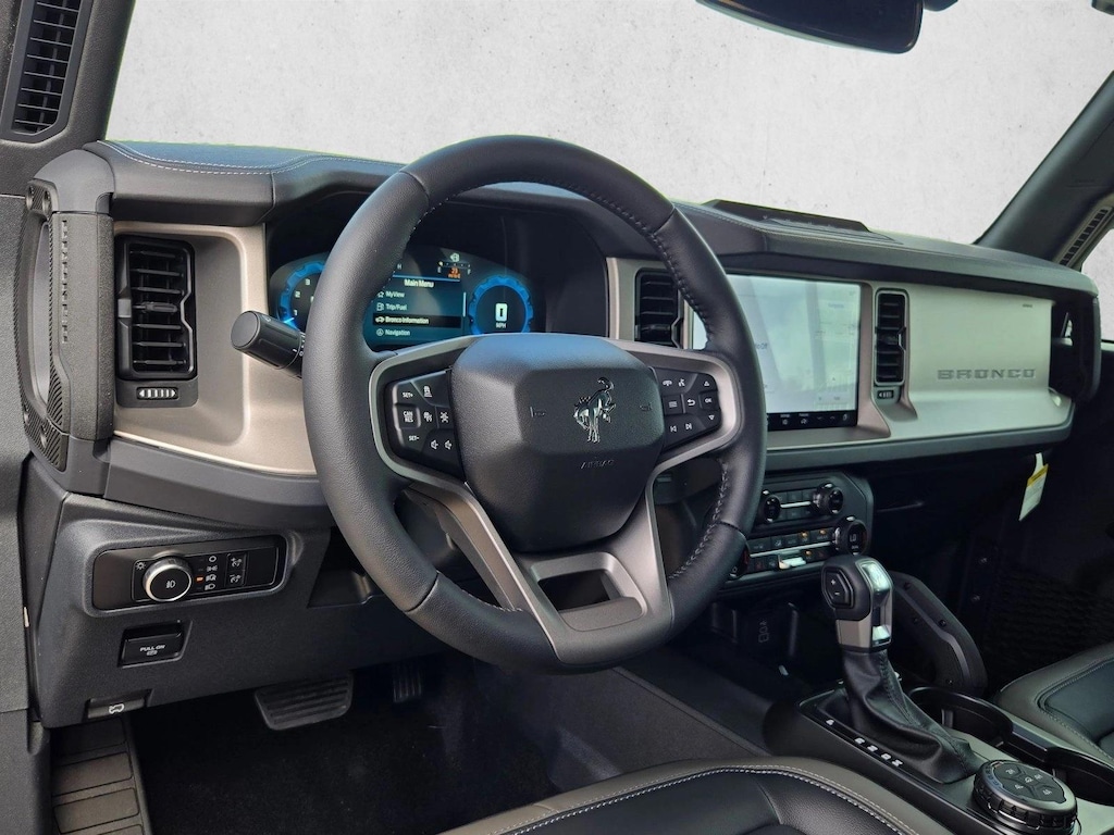 New 2026 Ford Bronco Outer Banks SUV