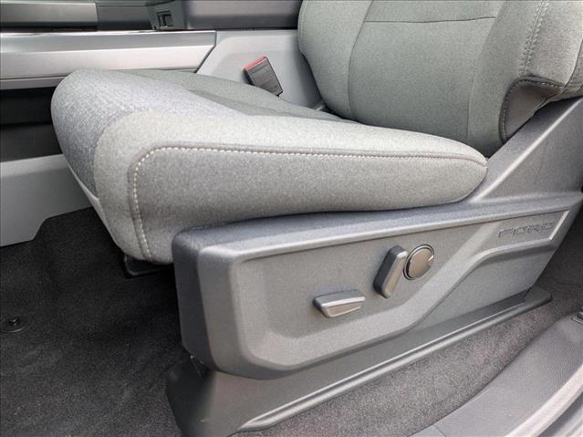 2025 Ford F-150 XLT photo 4