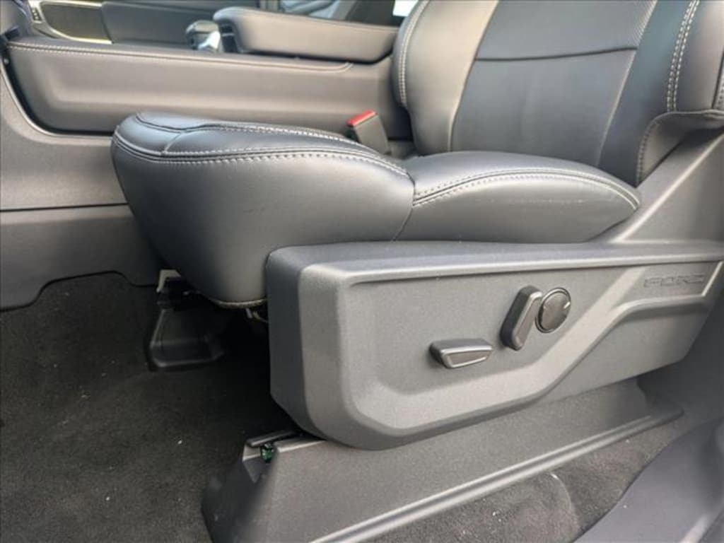 New 2025 Ford Expedition Platinum SUV