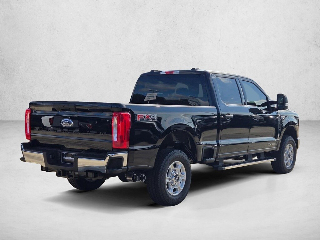 New 2026 Ford F-250 XLT Truck Crew Cab